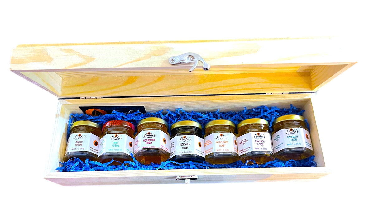 8-Piece Deluxe Sampler Honey Gift Set | Linda's Bee Farm – Linda's